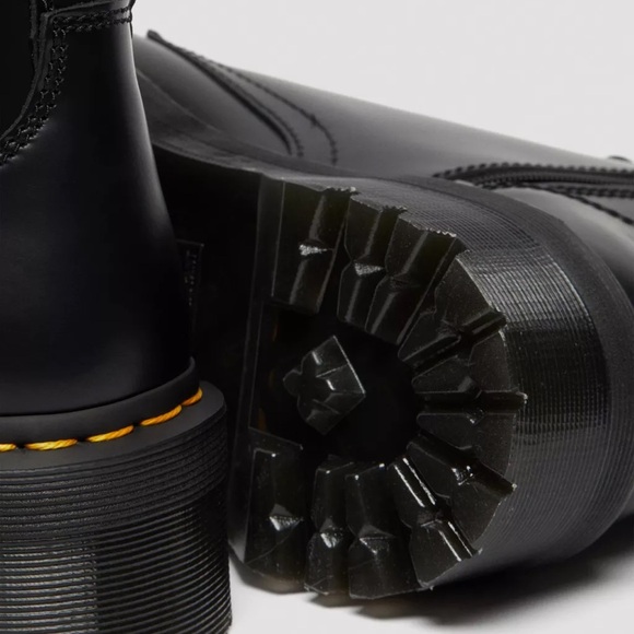 ❤️NWT DR MATRENS JADON SMOOTH LEATHER PLATFORM BOOTS IN BLACK SIZE WOMENS 8 - Picture 4 of 16